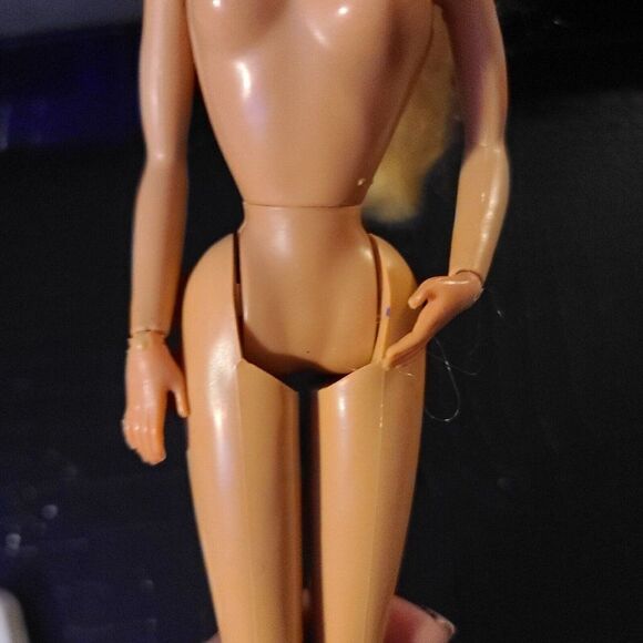 Vintage 1979 Mattel Beauty Secrets Barbie With Poseable Arms 1702 Blonde - Picture 12 of 13
